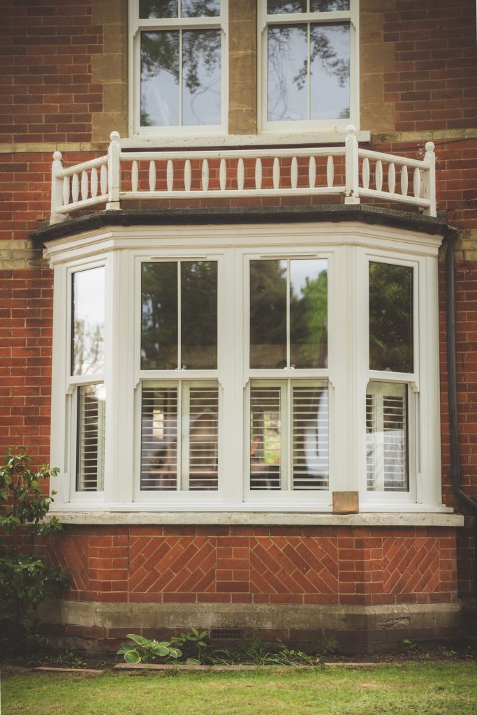 bay sash windows
